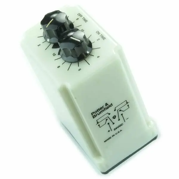 PL833