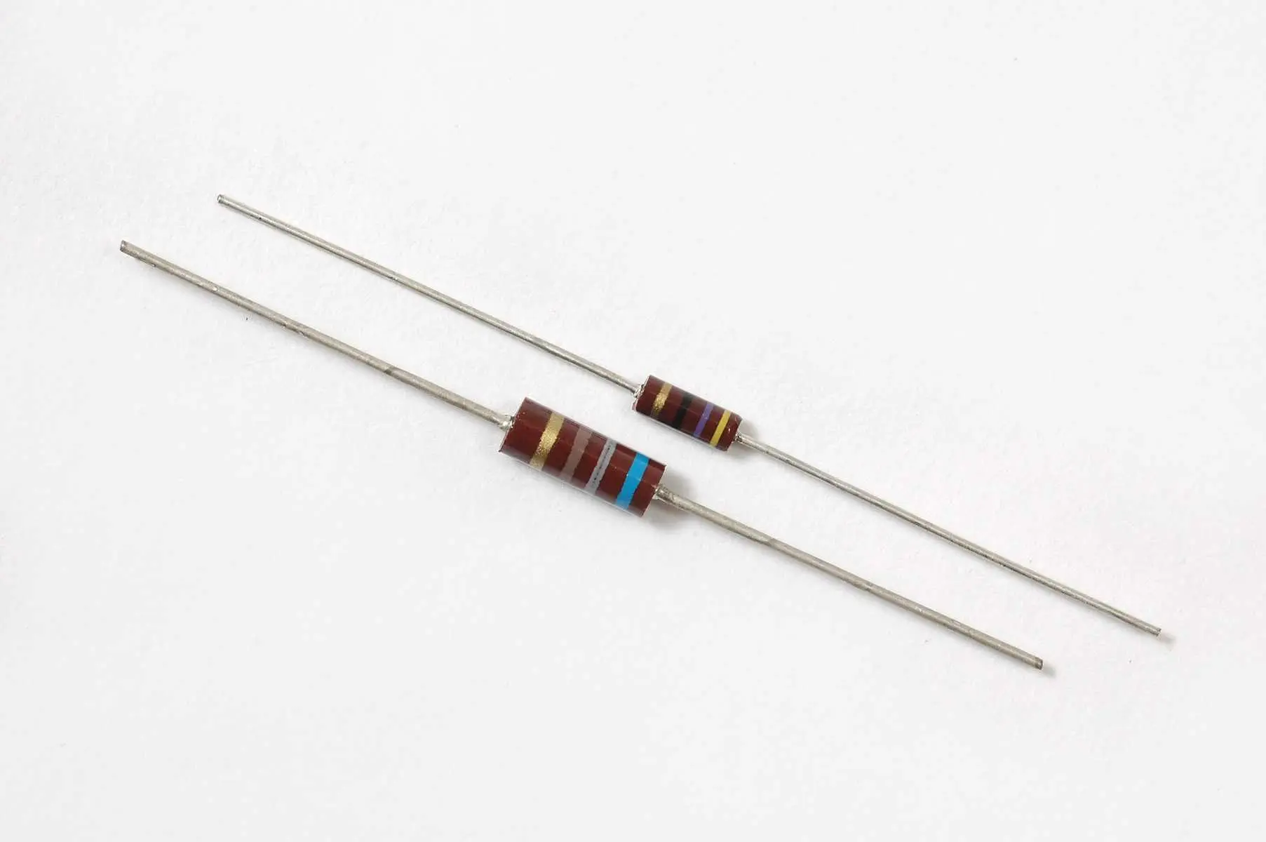 IBT1/4-620R-5% by irc/tt electronics